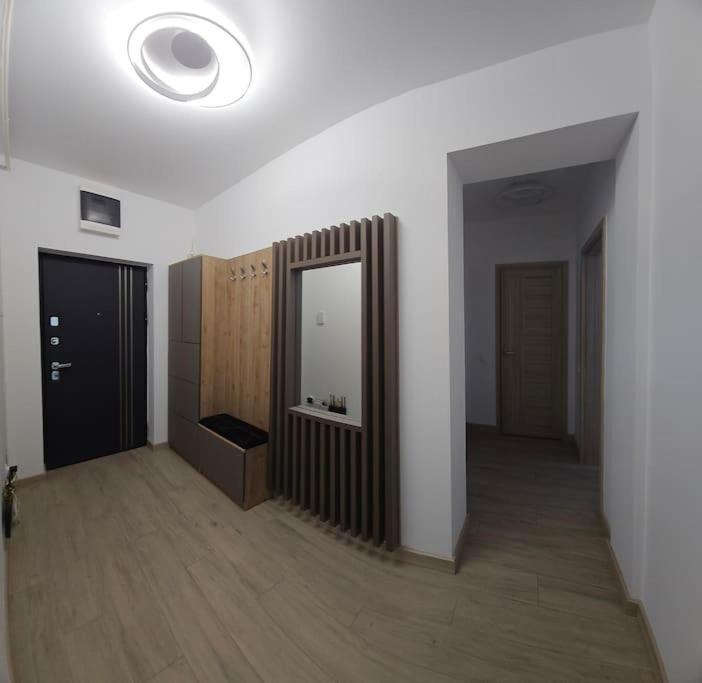 Ewa Green Towers Πιτέστι Εξωτερικό φωτογραφία