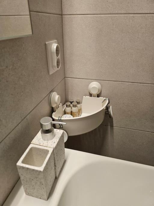 Ewa Green Towers Πιτέστι Εξωτερικό φωτογραφία